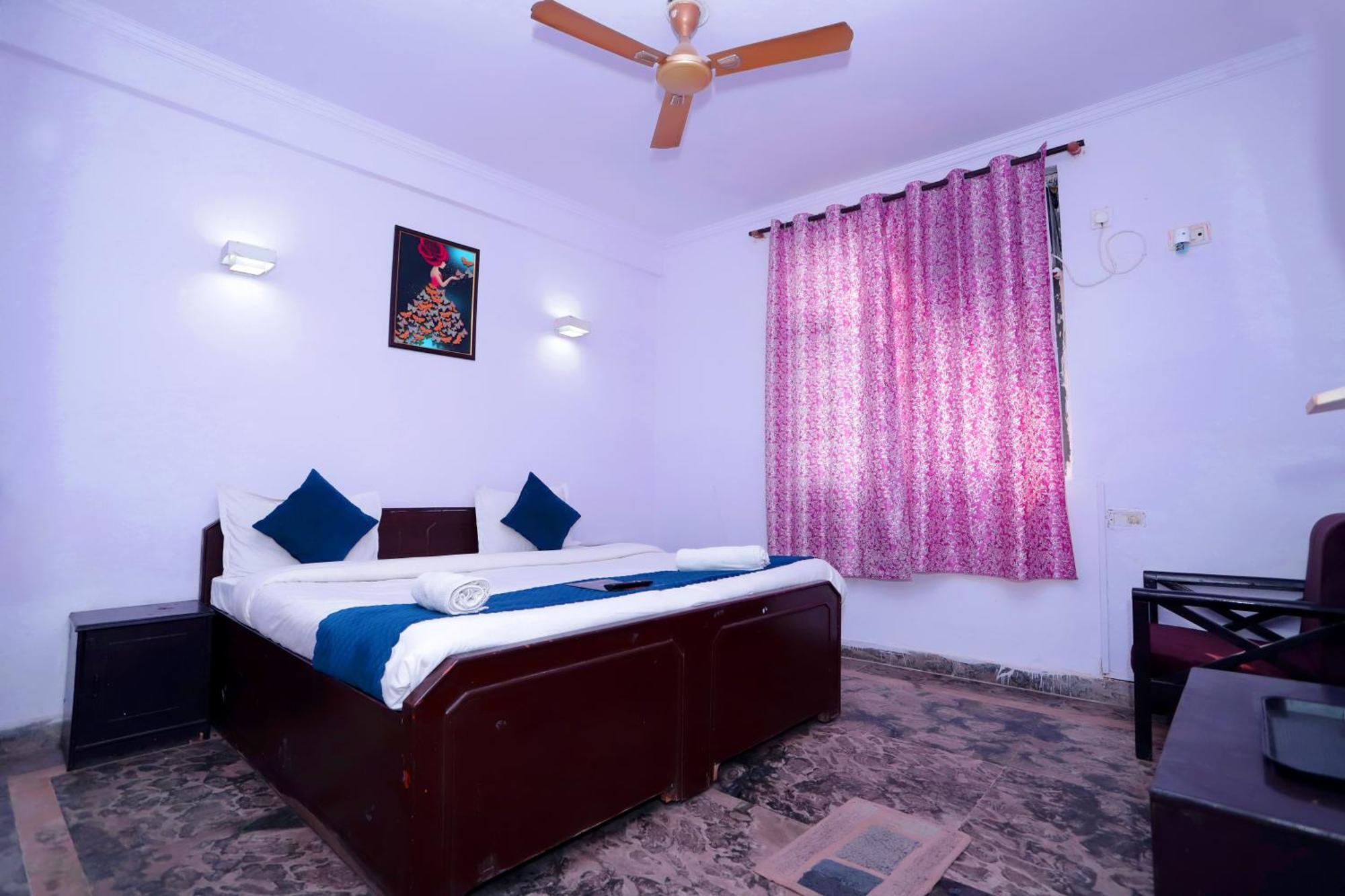 Hotel Warm Welcome - Noida Sector 51 Exteriör bild