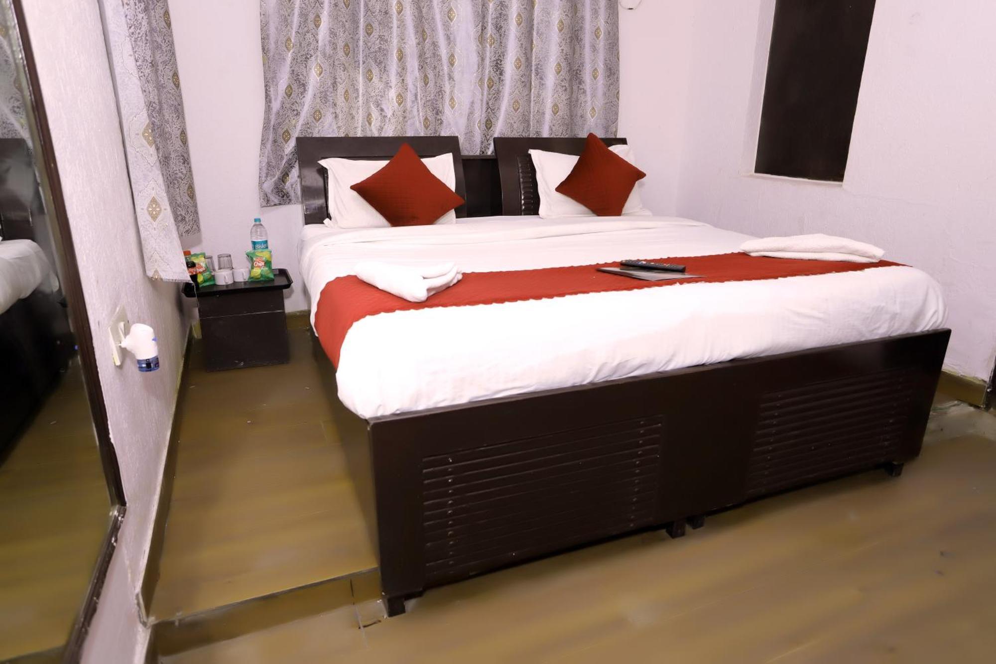 Hotel Warm Welcome - Noida Sector 51 Exteriör bild
