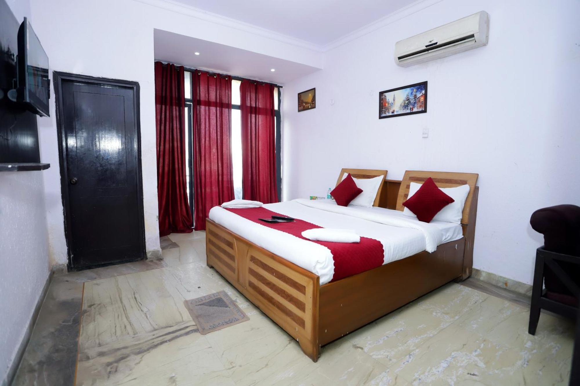 Hotel Warm Welcome - Noida Sector 51 Exteriör bild