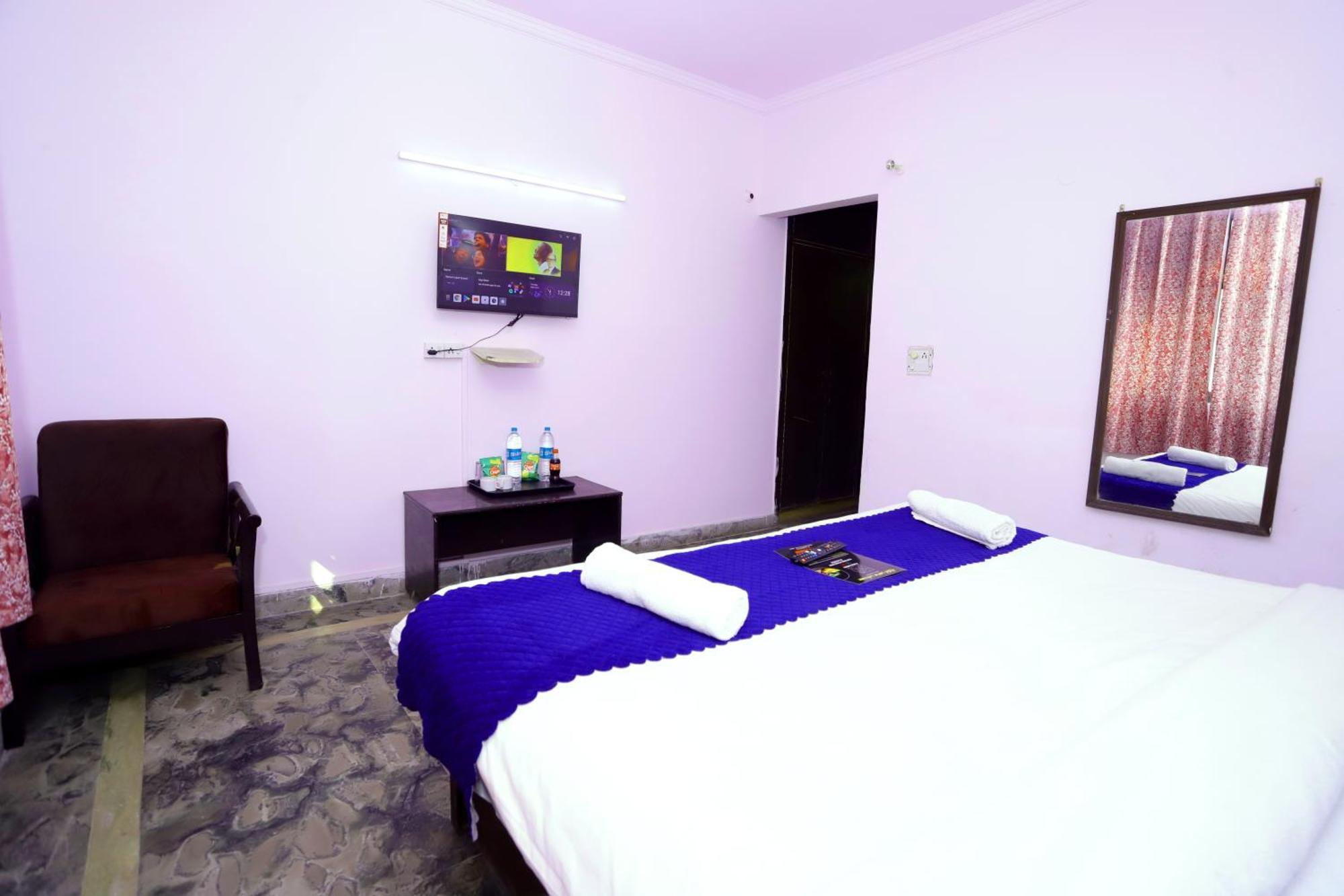 Hotel Warm Welcome - Noida Sector 51 Exteriör bild